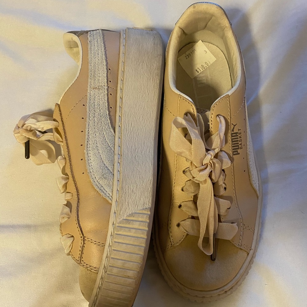 Puma Sneakers